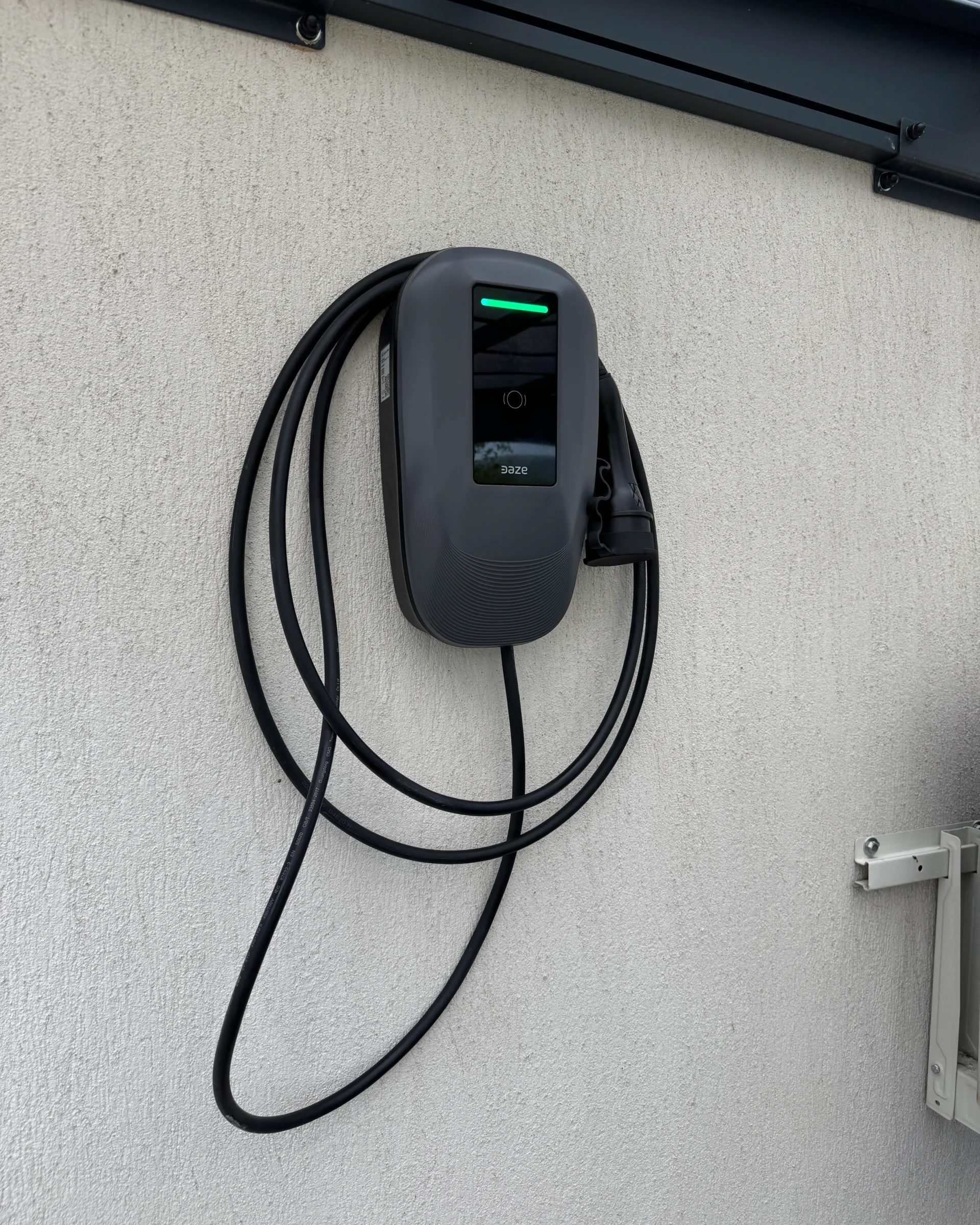 Bornes de recharge pour véhicules électriques – expertise IRVE